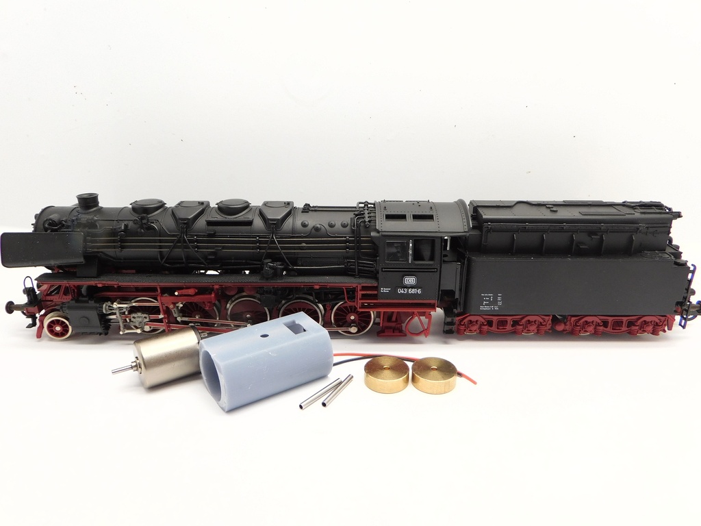 Roco BR 43, BR 44, SNCF 150X  Modelle mit Silberen Rädern Micromotor HR033F    