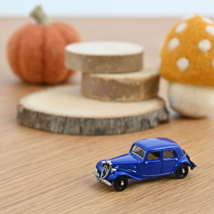Citroën 11 AL 1938 Emeraude Blue 1:87 Norev 153009 