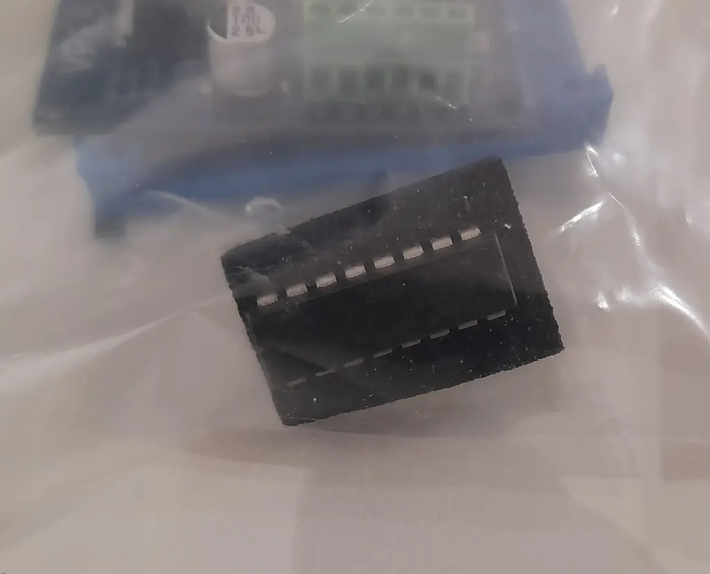 Dinamo VPEB 4116R-1-221 Réseau de résistances