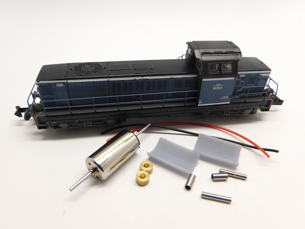 [NP005F] NP005F Piko SNCF BB 66000, SNCF 040 DG Piko 94100-94119 Replaces motor 94100-44, 94118-44 Micromotor NP005F