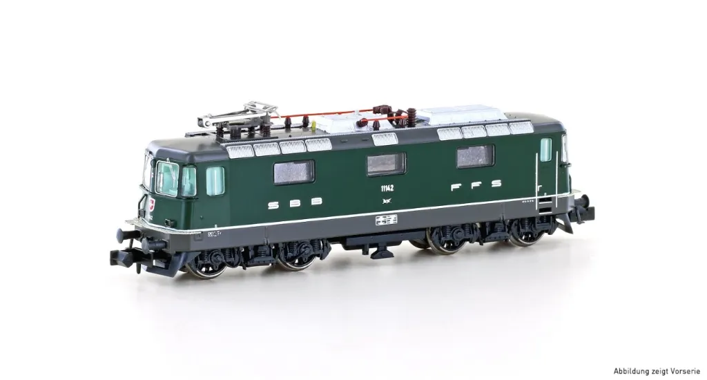 Hobbytrain H3031 Locomotive électrique Re 4/4 II (11142) des CFF, époque V verte échelle N analogique nem651