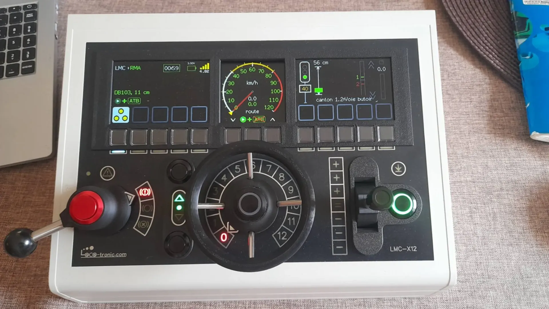 [LMC-12] LMC-12 XML Train Control de Loco-tronic