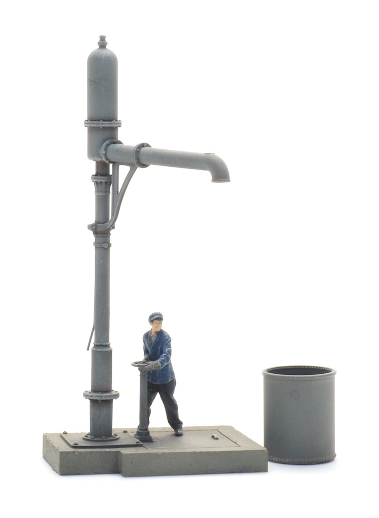 Pompe à eau Alsace–Lorraine haute + figurine kit 1:87 ARTITEC 10426