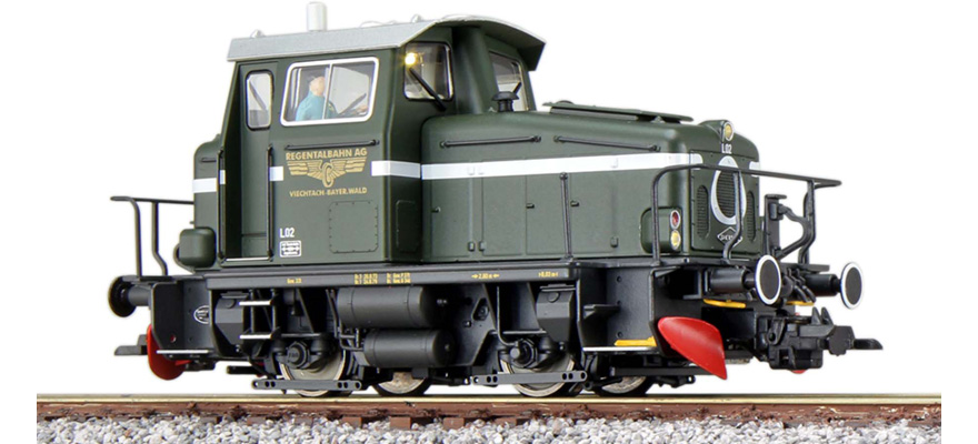 [31430] Locomotive diesel H0 KG230 L02 Regentalbahn verte Ep IV état réel vers 1979 LokSound générateur de fumée attelage de manœuvre DC/AC ESU  31430    