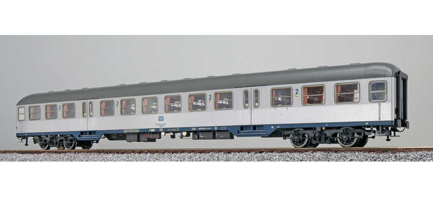 Wagon n H0 Bnrz 725 22-34 106-1 2. cl DB ép. IV argenté œil de paon cadre bleu océan toit gris umbra DC ESU  36483    