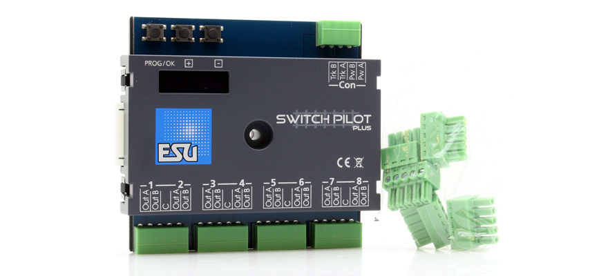 SwitchPilot 3 Plus décodeur magnétique 8 voies DCC/MM OLED mise à jour possible emballage RETAIL ESU  51831    