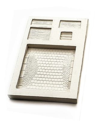 Spoerle 2253 -  TronÃ§on avec bordures basses en bÃ©ton et abaissement pour passage Ã  niveau.