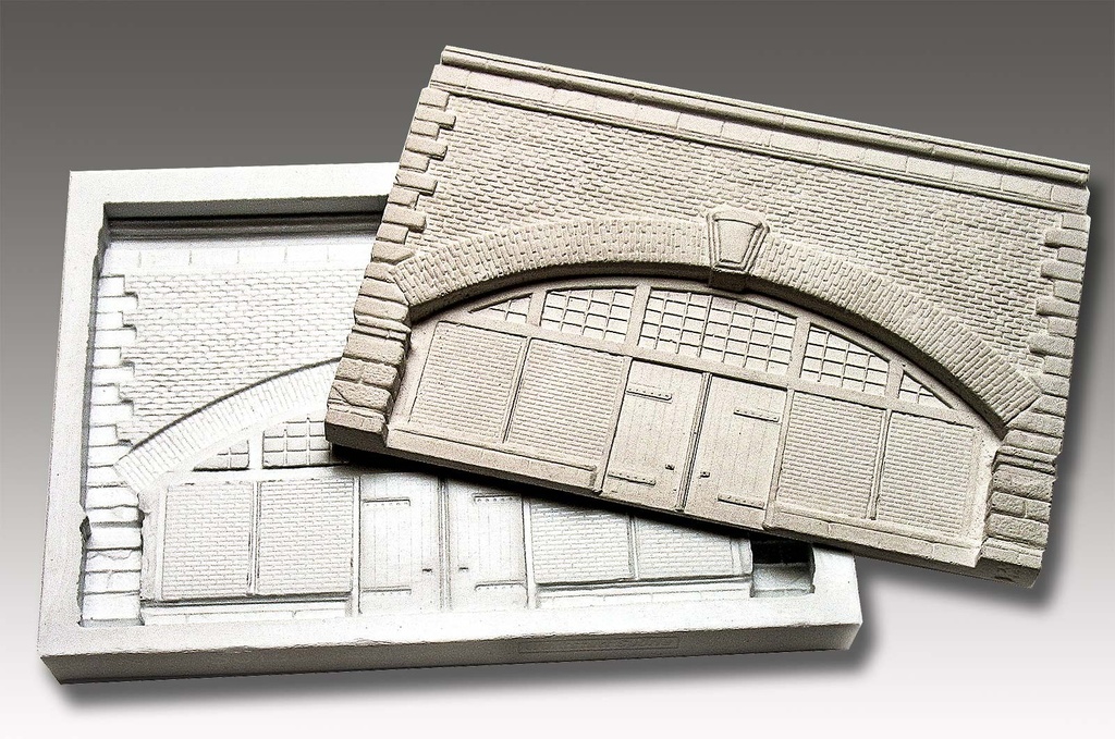 Spoerle 5013 -  Bilk - Passage de train  supÃ©rieur  Mur de soutÃ¨nement/voÃ»te avec faÃ§ade de magasin, 140 par 96 mm