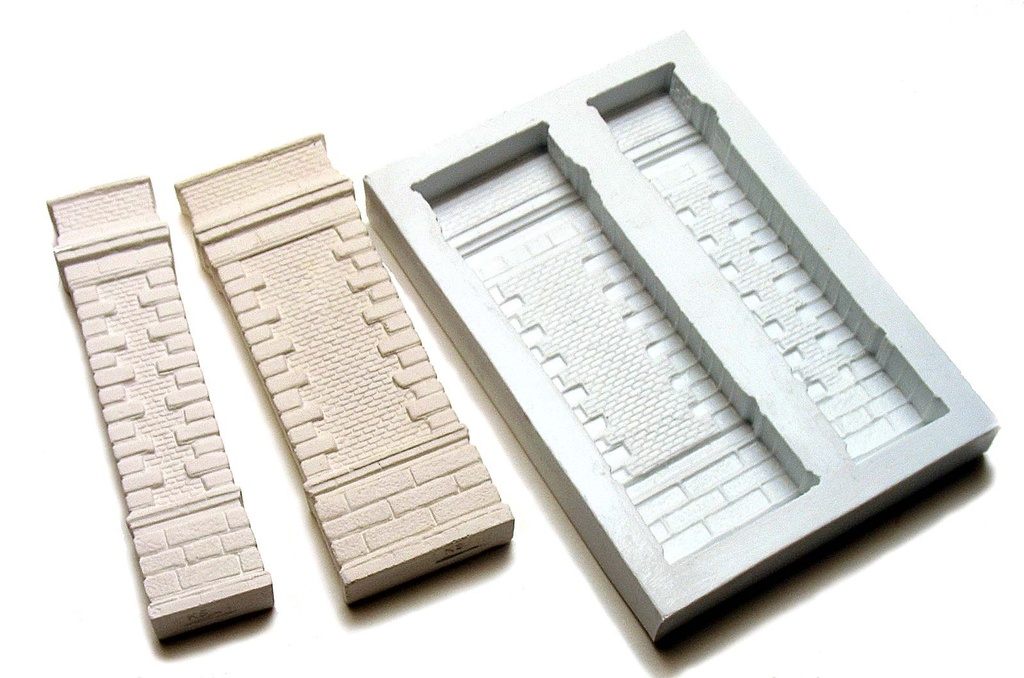 Spoerle 5020 -  Bilk - Passage de train  supÃ©rieur  deux piliers d'environ 115 mm de haut, 24 ou 35 mm de large