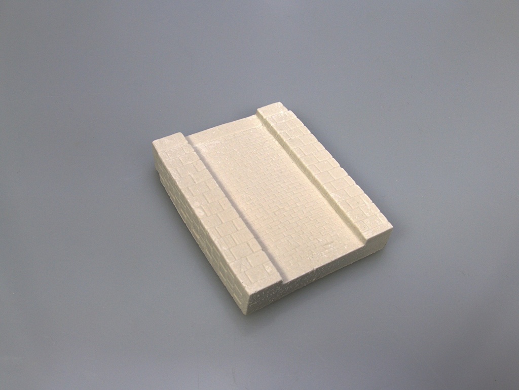 Spoerle 8301-  TÃªte de pont et piliers Surface : brique et pierre de taille