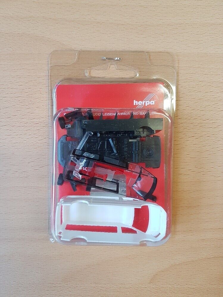 Kit HO VW Crafter Bus HD, blanc Herpa 013598