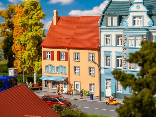 [Faller 130711  ] Faller 130711   H0  2 Maisons en relief Petite ville 64 x 45 x 142 mm (2 x)