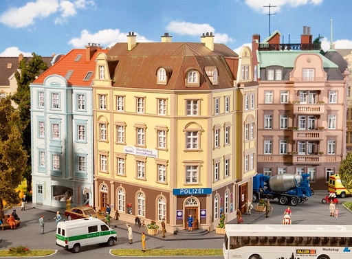 [Faller 130910  ] Faller 130910   H0  Commissariat Goethestraße 250 x 205 x 225 mm
