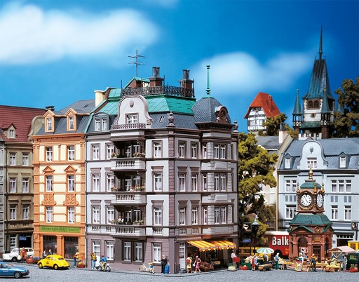 [Faller 130918  ] Faller 130918   H0  Maison urbaine d’extrémité Goethestraße 88 164 x 148 x 270 mm