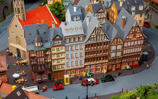 [Faller 190077  ] Faller 190077   H0  Coffret promotionnel Maisons urbaines Römerberg Est 92 x 77 x 200 mm, 90 x 40 x 176 mm, 82 x 60 x 185 mm, 94 x 79 x 198 mm, 97 x 50 x 158 mm, 107 x 74 x 191 mm