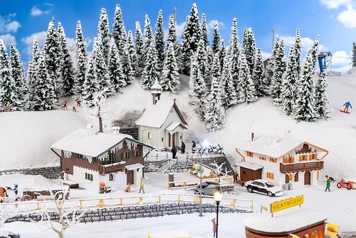 [Faller 190142  ] Faller 190142   H0  Coffret promotionnel Hiver à la montagne 100 x 62 x 122 mm, 97 x 95 x 76 mm, 97 x 95 x 73 mm