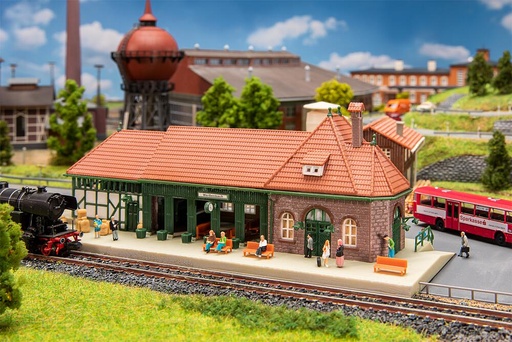 [Faller 212152  ] Faller 212152   N  Station d’arrêt Weißenbach 208 x 82 x 66 mm