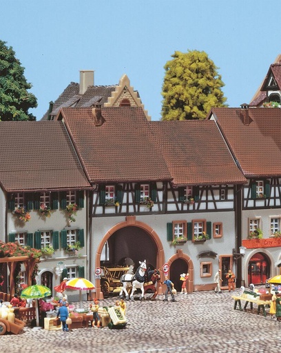 [Faller 232374  ] Faller 232374   N  Maison de ville Schwabentor 86 x 53 x 90 mm