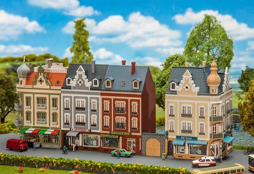 [Faller 232385  ] Faller 232385   N  Rangée de maisons Beethovenstraße 298 x 75 x 123 mm