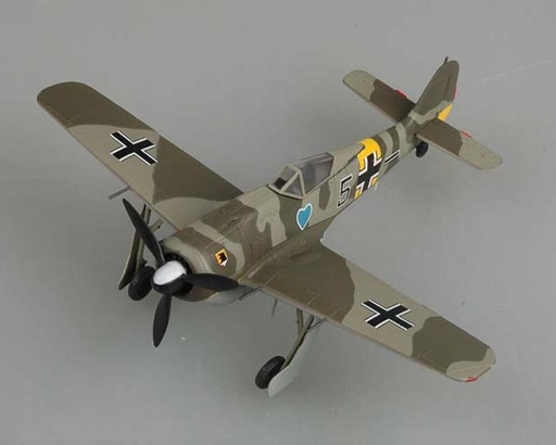 [EASY MODEL 36402  ] EASY MODEL 36402  1/72 Fw190A-6 Black 5 commandant de la 5ème/JG54. Russie juin 1943 