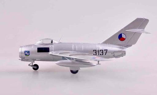 [EASY MODEL 37132  ] EASY MODEL 37132  1/72 Aero S103 (MiG-15) 