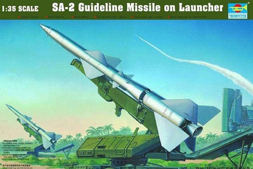[TRUMPETER 206  ] TRUMPETER 206  1/35 Fusée téléguidée SA-2 sur rampe de lancement 
