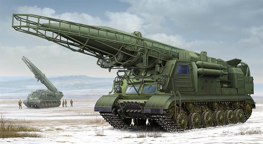 [TRUMPETER 1024  ] TRUMPETER 1024  1/35 Rampe de lancement de fusée 2P19 avec R17 