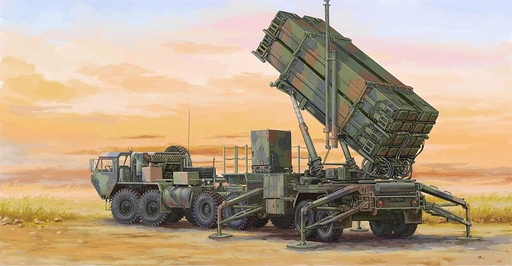 [TRUMPETER 7157  ] TRUMPETER 7157  1/72 M983 HEMTT avec lance-roquettes M901 MIM 104F Patriot 
