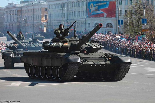 [TRUMPETER 9508  ] TRUMPETER 9508  1/35 T72B3 MBT 