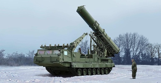 [TRUMPETER 9521  ] TRUMPETER 9521  1/35 S-300V 9A85 SAM 