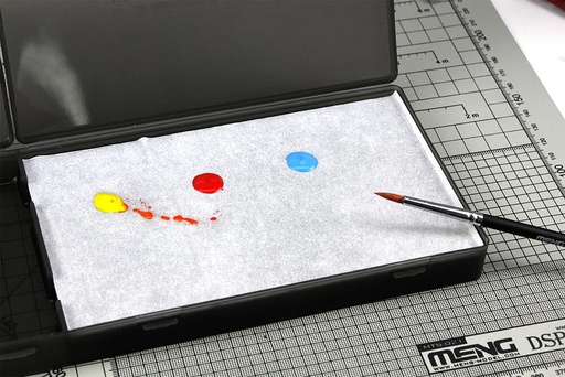 [MENG MODEL MTS-024  ] MENG MODEL MTS-024  Palette de couleurs avec réservoir d'eau 