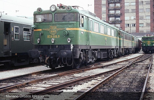 [ELECTROTREN HE2005  ] ELECTROTREN HE2005  1/87   RENFE, locomotive électrique série 279, vert/jaune 
