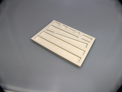 [Spoerle 1050] Spoerle 1050 -  Haute rampe de marchandises avec socle en bÃ©ton 9 piÃ¨ces coulÃ©es
